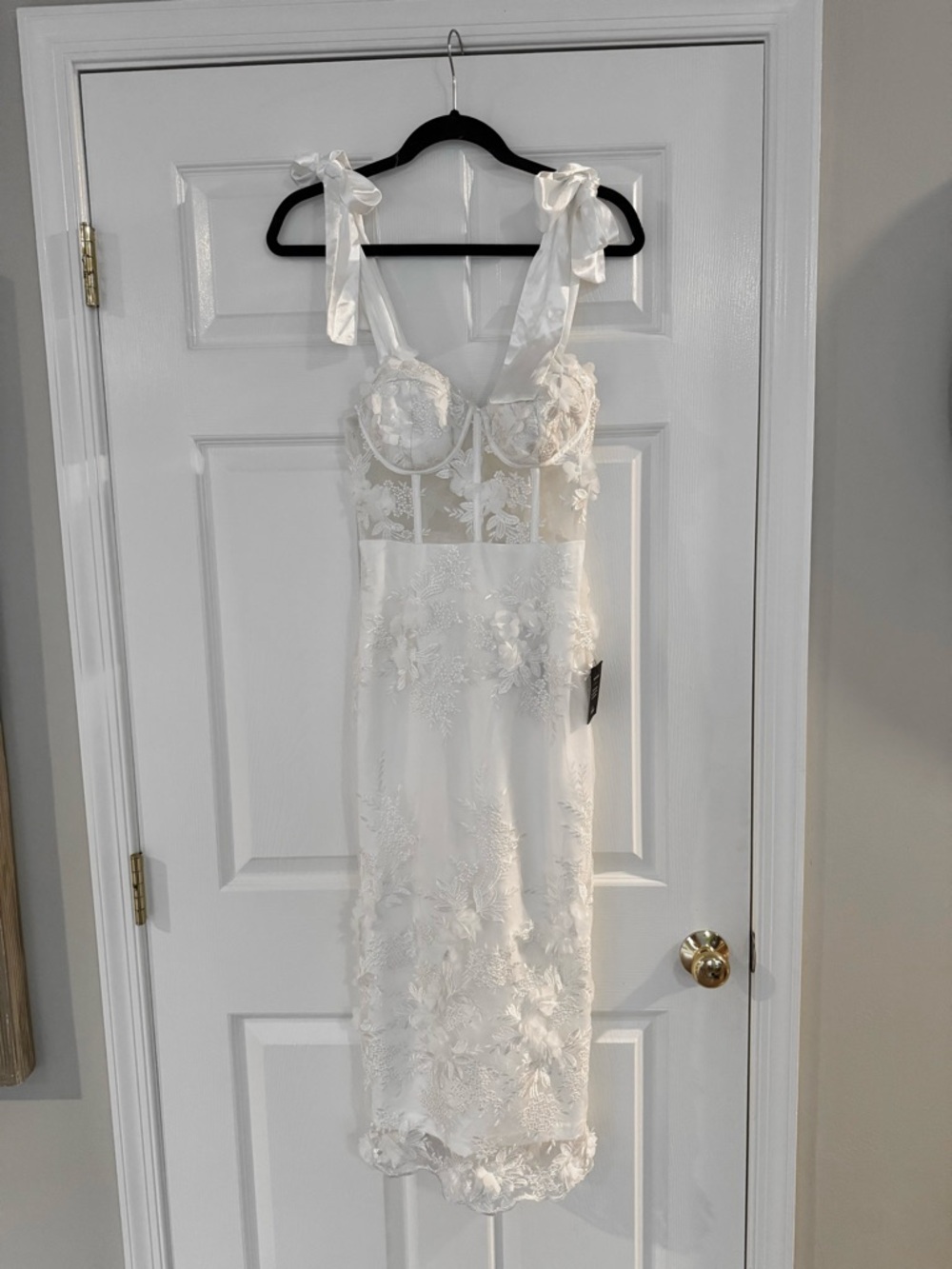White Floral Lace Dress with Bow Shoulder Straps - Size Small